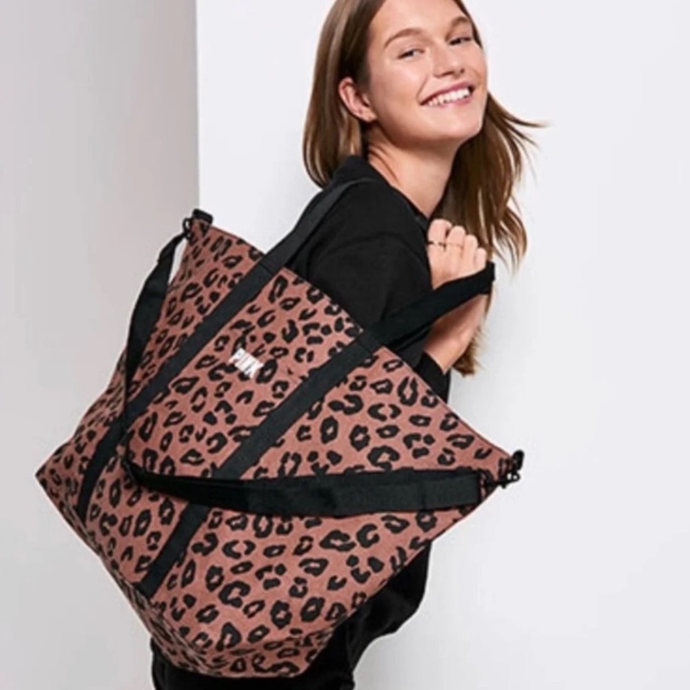 Brand NEW Victoria’s Secret PINK Weekender